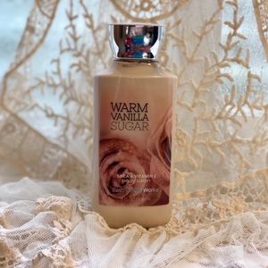 Warm Vanilla Sugar body lotion